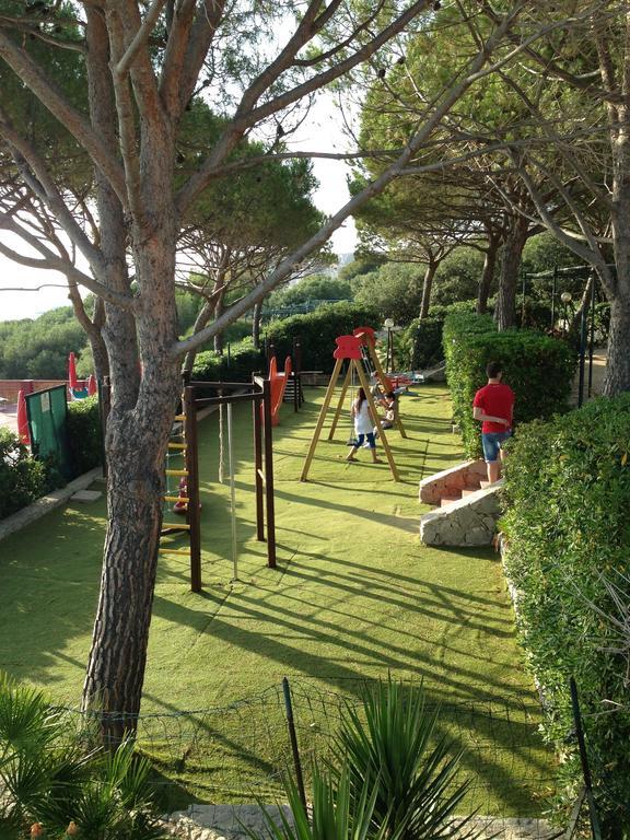 Happy Camp Mobile Homes In El-Bahira Camping Village San Vito Lo Capo Exteriör bild