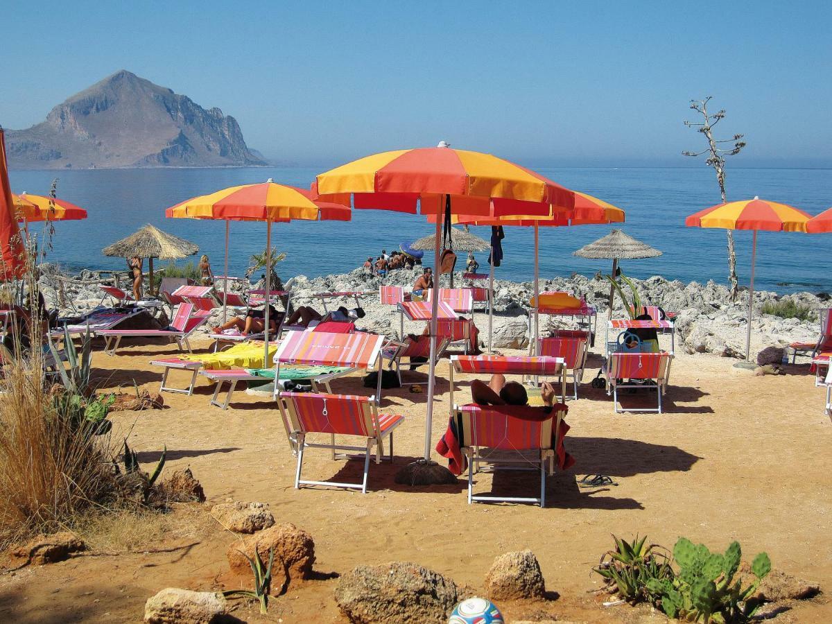 Happy Camp Mobile Homes In El-Bahira Camping Village San Vito Lo Capo Exteriör bild